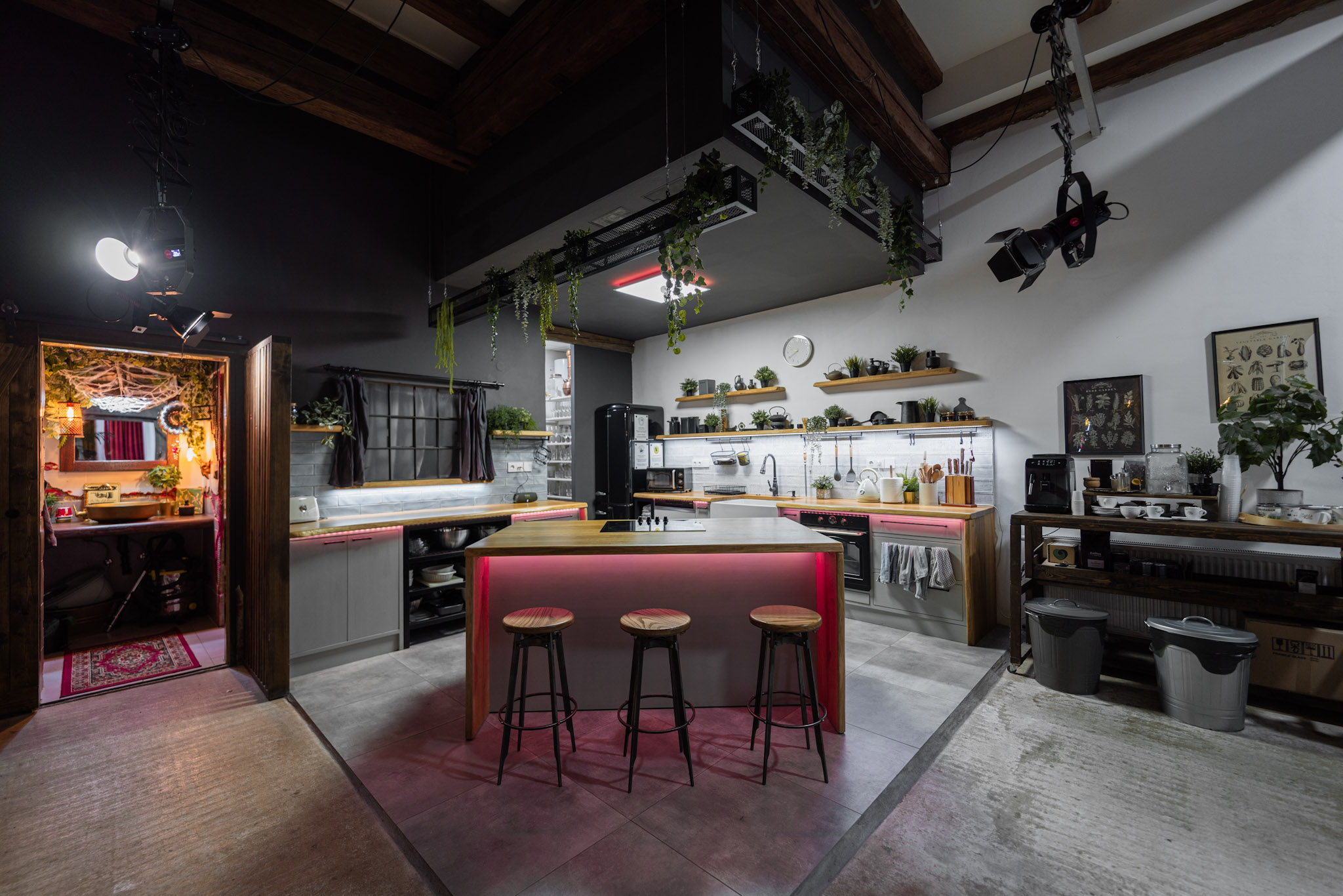 MOCUP.STUDIO — kreativní foto a video studio Brno